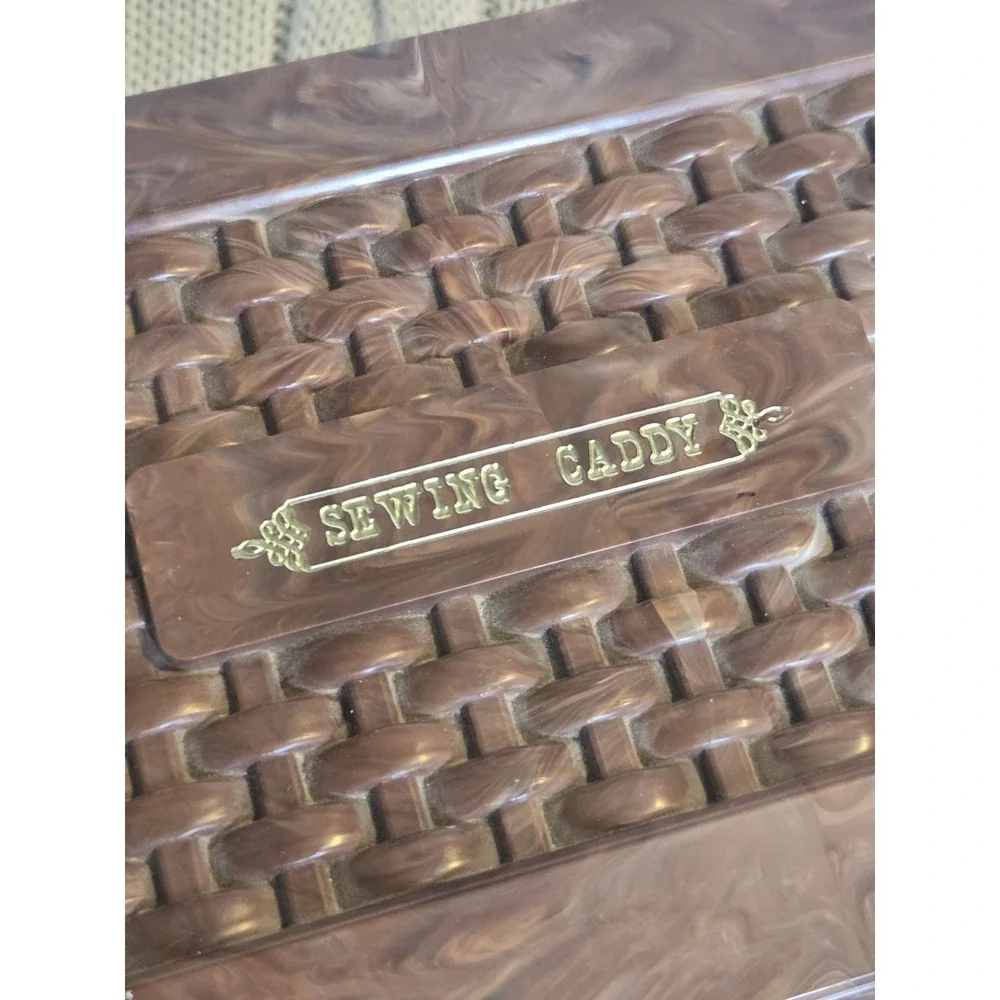Brown Plastic Sewing Caddy w\ Handle, Magnetic Needle Holder & Organizer Vintage